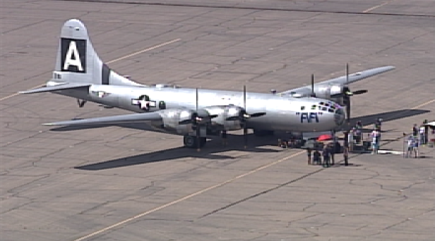 Bombardier B-29 sur le tournage de Better Call Saul